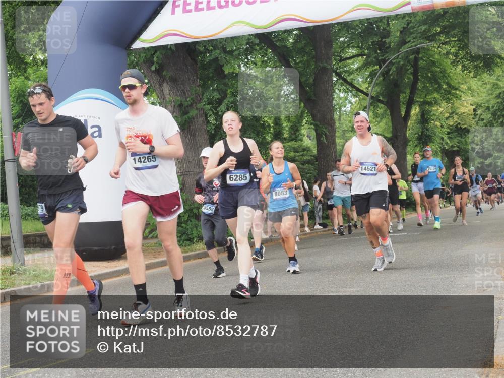 29.06.2025 - hella hamburg halbmarathon KatJ http://msf.ph/oto/8532787 29.06.2025 11:14:13 Zwischen KM18-KM19 2294, 3731, 4161, 6285, 8083 meine-sportfotos.de