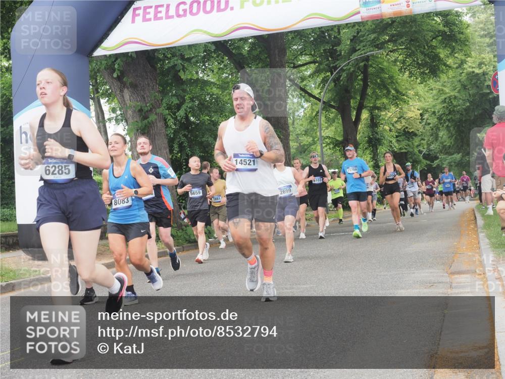 29.06.2025 - hella hamburg halbmarathon KatJ http://msf.ph/oto/8532794 29.06.2025 11:14:14 Zwischen KM18-KM19 2699, 3731, 4161, 5659, 6285, 8083 meine-sportfotos.de