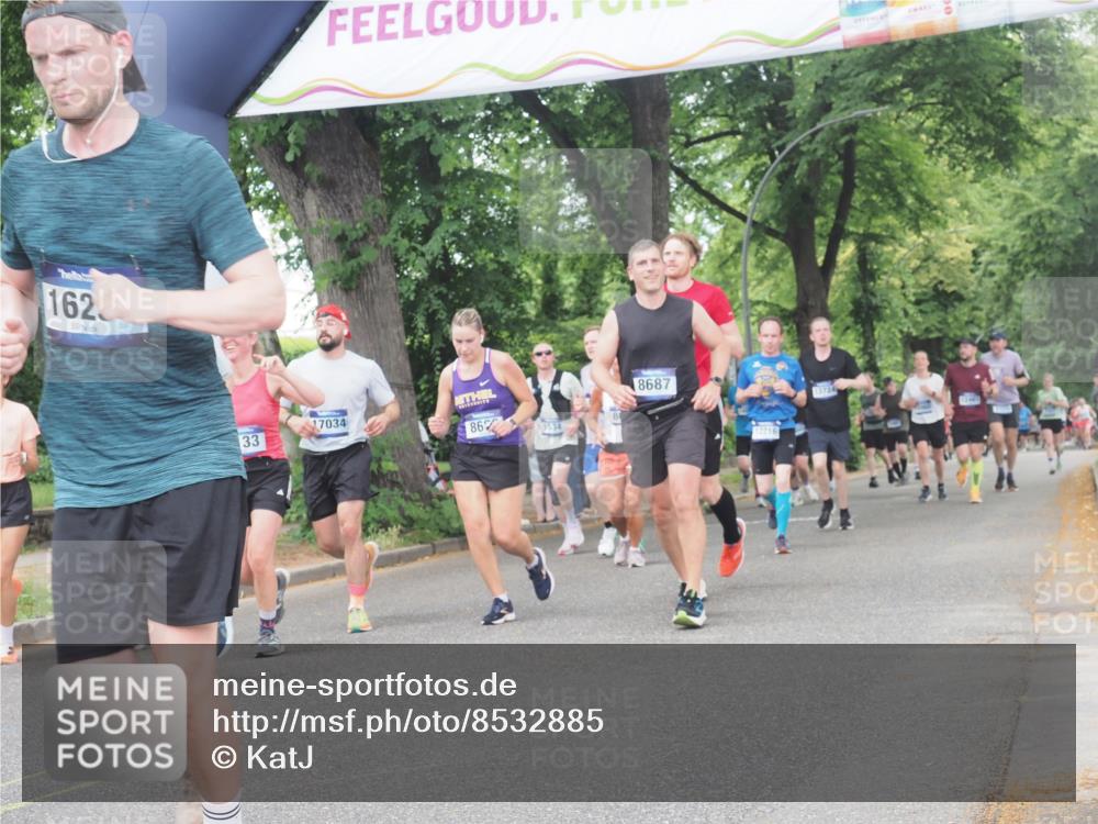 29.06.2025 - hella hamburg halbmarathon KatJ http://msf.ph/oto/8532885 29.06.2025 11:14:33 Zwischen KM18-KM19 2505, 3600, 3601, 5798, 6578, 6625, 8031, 8687 meine-sportfotos.de