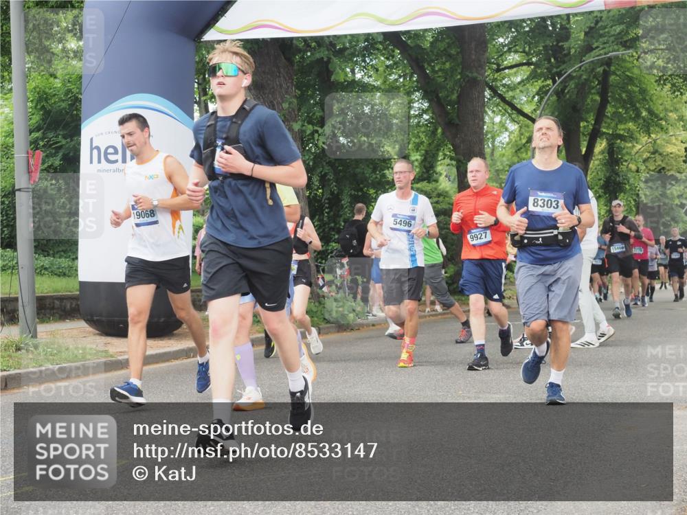 29.06.2025 - hella hamburg halbmarathon KatJ http://msf.ph/oto/8533147 29.06.2025 11:15:30 Zwischen KM18-KM19 1148, 3131, 3560, 3681, 3765, 4162, 4164, 4559, 4817, 4824, 4826, 8149, 8303 meine-sportfotos.de