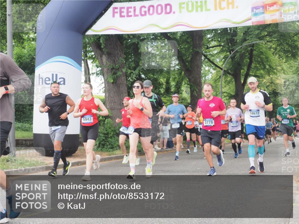29.06.2025 - hella hamburg halbmarathon KatJ http://msf.ph/oto/8533172 29.06.2025 11:15:35 Zwischen KM18-KM19 1395, 2914, 3765, 3778, 4164, 4559, 4807, 5496, 5943, 8303 meine-sportfotos.de