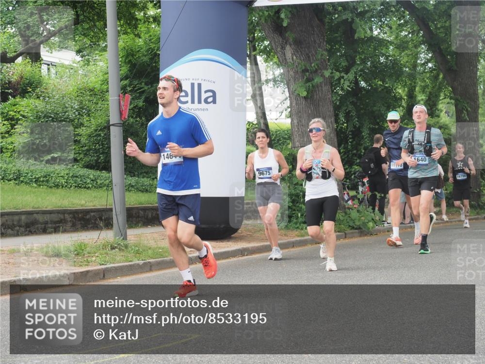29.06.2025 - hella hamburg halbmarathon KatJ http://msf.ph/oto/8533195 29.06.2025 11:15:41 Zwischen KM18-KM19 1395, 2831, 2832, 2914, 3365, 3769, 3778, 4807, 5943, 7454 meine-sportfotos.de