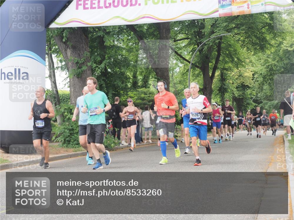 29.06.2025 - hella hamburg halbmarathon KatJ http://msf.ph/oto/8533260 29.06.2025 11:15:57 Zwischen KM18-KM19 1305, 2526, 4008, 6478, 6787 meine-sportfotos.de