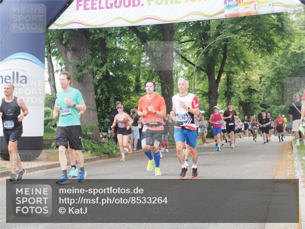 29.06.2025 - hella hamburg halbmarathon KatJ http://msf.ph/oto/8533264 29.06.2025 11:15:58 Zwischen KM18-KM19 1305, 2526, 2944, 4008, 4010, 5437, 6478, 6787, 8349 meine-sportfotos.de