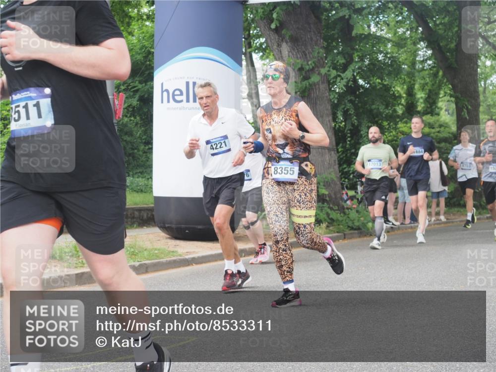 29.06.2025 - hella hamburg halbmarathon KatJ http://msf.ph/oto/8533311 29.06.2025 11:16:10 Zwischen KM18-KM19 4221, 4580, 6859, 7387, 8355, 8388 meine-sportfotos.de