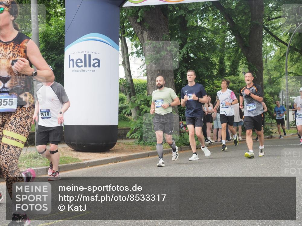 29.06.2025 - hella hamburg halbmarathon KatJ http://msf.ph/oto/8533317 29.06.2025 11:16:11 Zwischen KM18-KM19 4221, 4580, 6859, 7387, 8355, 8388, 8676 meine-sportfotos.de