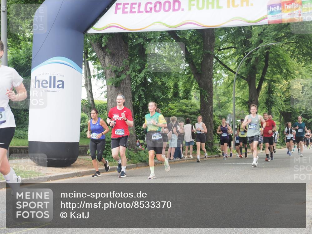 29.06.2025 - hella hamburg halbmarathon KatJ http://msf.ph/oto/8533370 29.06.2025 11:16:24 Zwischen KM18-KM19 1025, 1093, 2172, 4314, 5294, 5658, 5941, 5965 meine-sportfotos.de