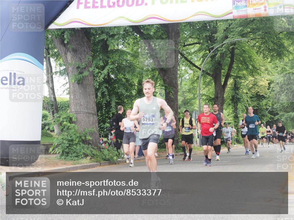 29.06.2025 - hella hamburg halbmarathon KatJ http://msf.ph/oto/8533377 29.06.2025 11:16:26 Zwischen KM18-KM19 1025, 1093, 2172, 3358, 4314, 5294, 5658, 5793, 5965 meine-sportfotos.de