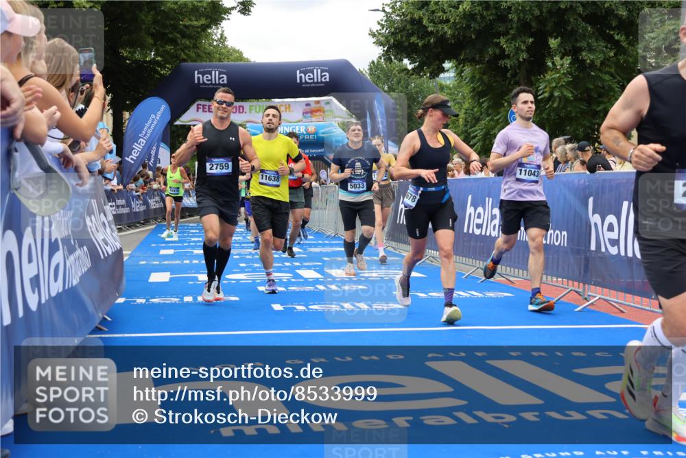 29.06.2025 - hella hamburg halbmarathon Strokosch-Dieckow http://msf.ph/oto/8533999 29.06.2025 10:56:56 Ziel 1485, 1955, 2282, 2741, 2759, 4299, 5033, 5418, 6835, 7716, 8669, 11043, 11143, 11212, 11638, 14678, 15097, 16470, 16620, 16679, 16909, 18719, 19091 meine-sportfotos.de