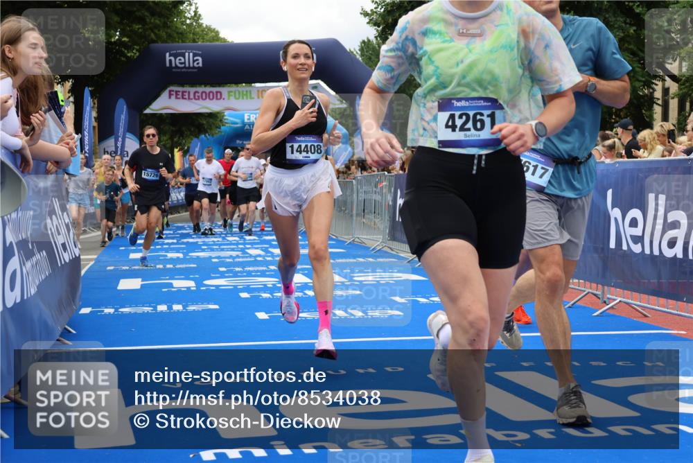 29.06.2025 - hella hamburg halbmarathon Strokosch-Dieckow http://msf.ph/oto/8534038 29.06.2025 10:57:06 Ziel 1387, 1485, 1877, 4167, 4261, 4299, 4940, 9884, 11143, 11612, 11638, 13691, 13750, 14139, 14408, 14588, 15110, 15664, 15726, 16470, 16909, 17617, 17660, 17993, 18208, 18719, 19091, 19184 meine-sportfotos.de