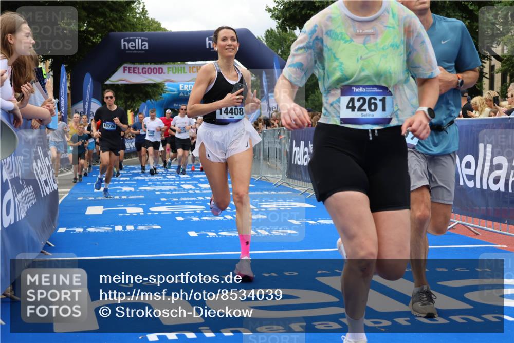 29.06.2025 - hella hamburg halbmarathon Strokosch-Dieckow http://msf.ph/oto/8534039 29.06.2025 10:57:06 Ziel 1387, 1485, 1877, 4167, 4261, 4299, 4940, 9884, 11143, 11612, 11638, 13691, 13750, 14139, 14408, 14588, 15110, 15664, 15726, 16470, 16909, 17617, 17660, 17993, 18208, 18719, 19091, 19184 meine-sportfotos.de