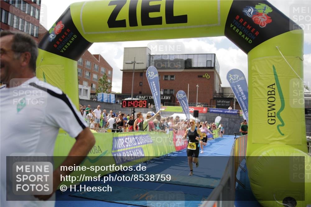 10.08.2025 - GEWOBA Citytriathlon Bremen H.Heesch http://msf.ph/oto/8538759 10.08.2025 11:43:47 Ziel 201, 455, 475 meine-sportfotos.de