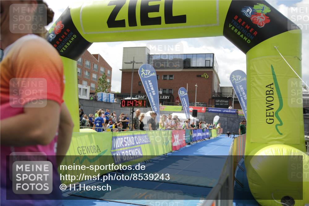 10.08.2025 - GEWOBA Citytriathlon Bremen H.Heesch http://msf.ph/oto/8539243 10.08.2025 11:51:17 Ziel 149, 361 meine-sportfotos.de