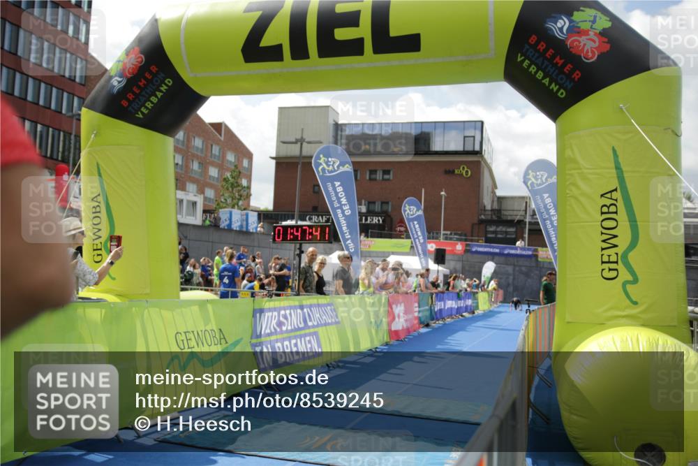 10.08.2025 - GEWOBA Citytriathlon Bremen H.Heesch http://msf.ph/oto/8539245 10.08.2025 11:51:18 Ziel 149, 361 meine-sportfotos.de