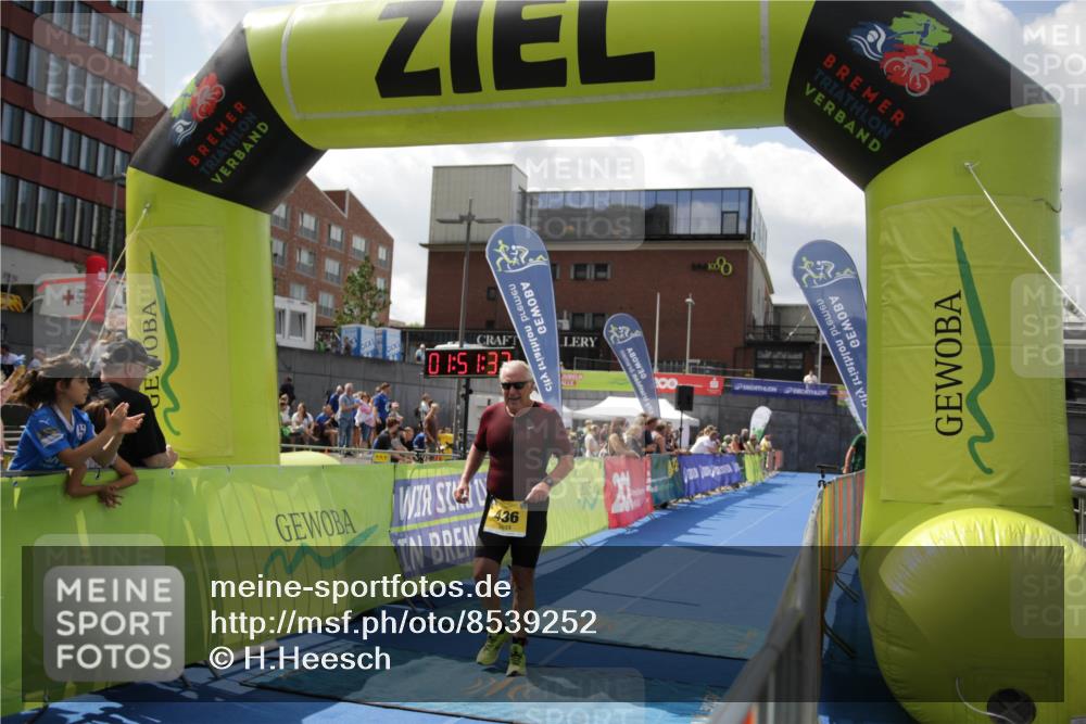 10.08.2025 - GEWOBA Citytriathlon Bremen H.Heesch http://msf.ph/oto/8539252 10.08.2025 11:55:13 Ziel 436 meine-sportfotos.de