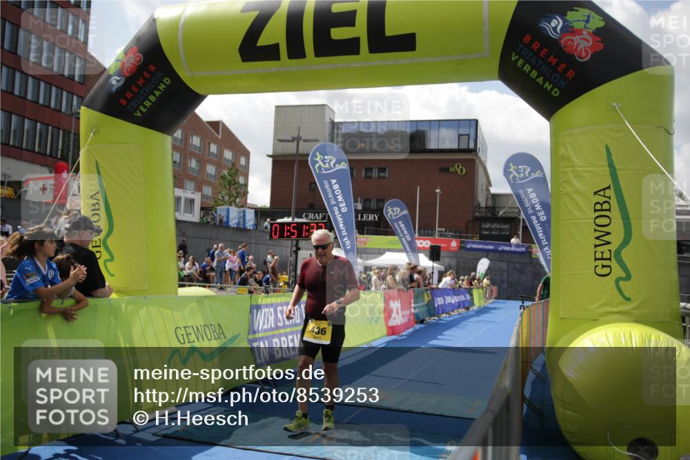 10.08.2025 - GEWOBA Citytriathlon Bremen H.Heesch http://msf.ph/oto/8539253 10.08.2025 11:55:13 Ziel 436 meine-sportfotos.de