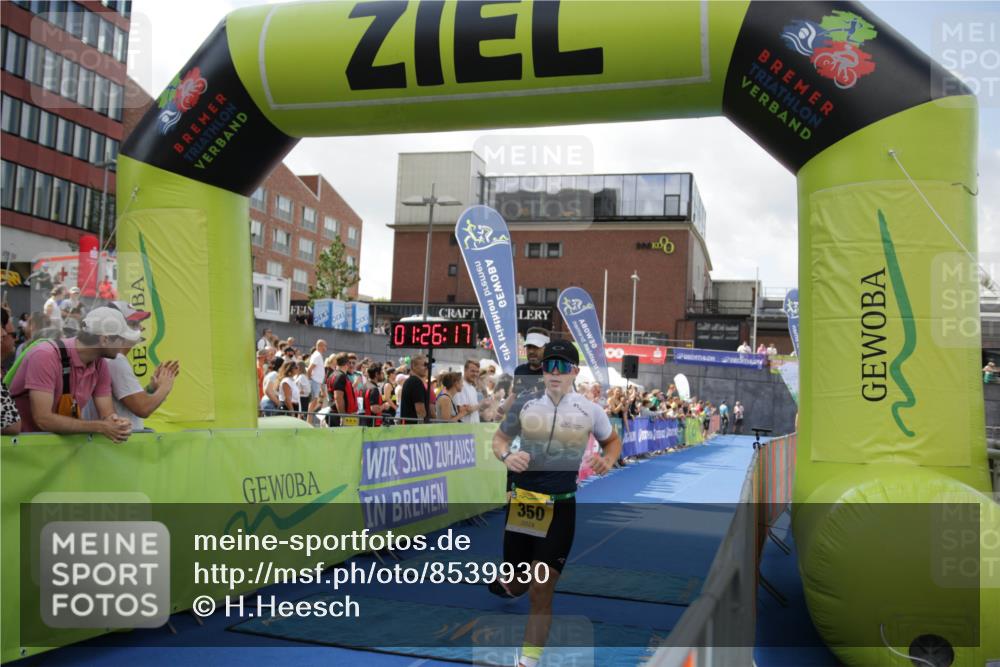 10.08.2025 - GEWOBA Citytriathlon Bremen H.Heesch http://msf.ph/oto/8539930 10.08.2025 11:29:54 Ziel 119, 185, 241, 350, 380, 404, 405 meine-sportfotos.de