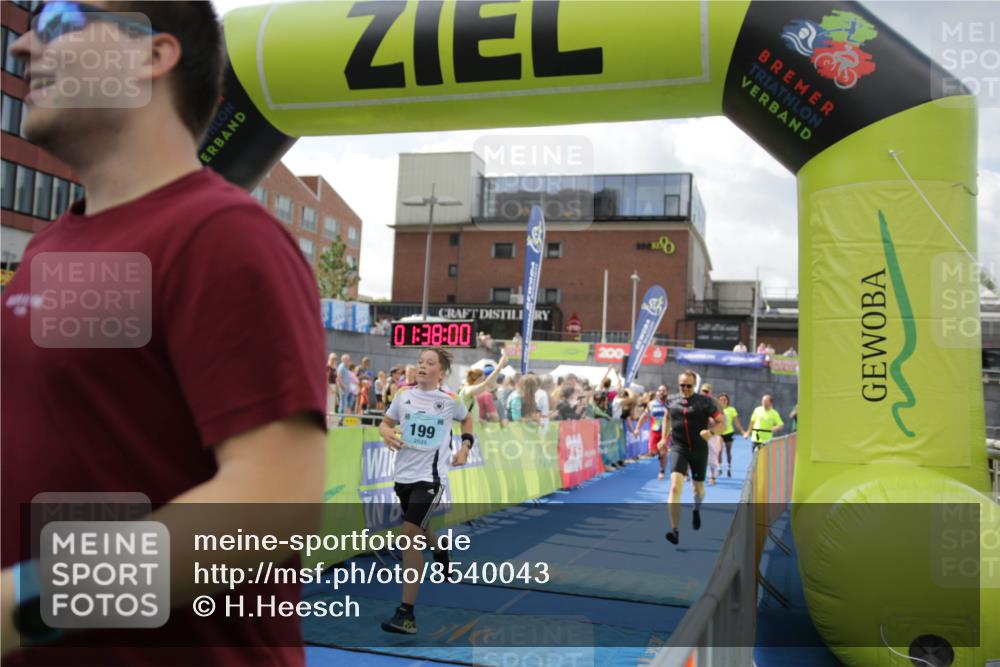 10.08.2025 - GEWOBA Citytriathlon Bremen H.Heesch http://msf.ph/oto/8540043 10.08.2025 11:41:37 Ziel 59, 444 meine-sportfotos.de