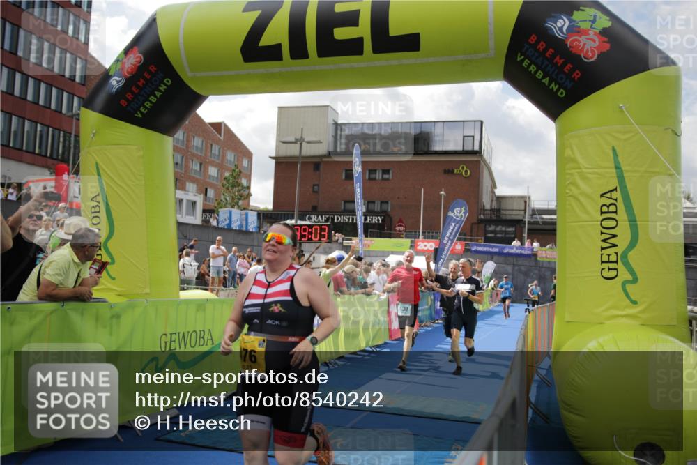 10.08.2025 - GEWOBA Citytriathlon Bremen H.Heesch http://msf.ph/oto/8540242 10.08.2025 11:42:40 Ziel 139, 235, 447, 476 meine-sportfotos.de