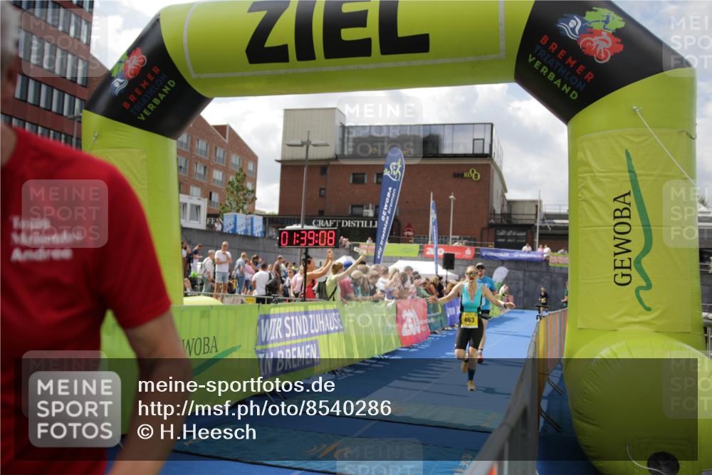 10.08.2025 - GEWOBA Citytriathlon Bremen H.Heesch http://msf.ph/oto/8540286 10.08.2025 11:42:45 Ziel 139, 447, 463 meine-sportfotos.de