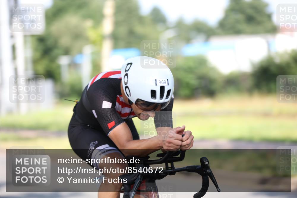10.08.2025 - GEWOBA Citytriathlon Bremen Yannick Fuchs http://msf.ph/oto/8540672 10.08.2025 10:26:05 Radfahren 431, 507 meine-sportfotos.de
