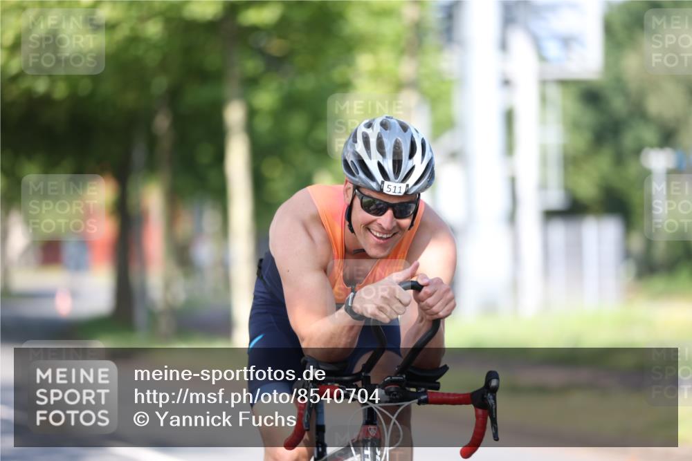 10.08.2025 - GEWOBA Citytriathlon Bremen Yannick Fuchs http://msf.ph/oto/8540704 10.08.2025 10:27:35 Radfahren 351, 422, 437 meine-sportfotos.de
