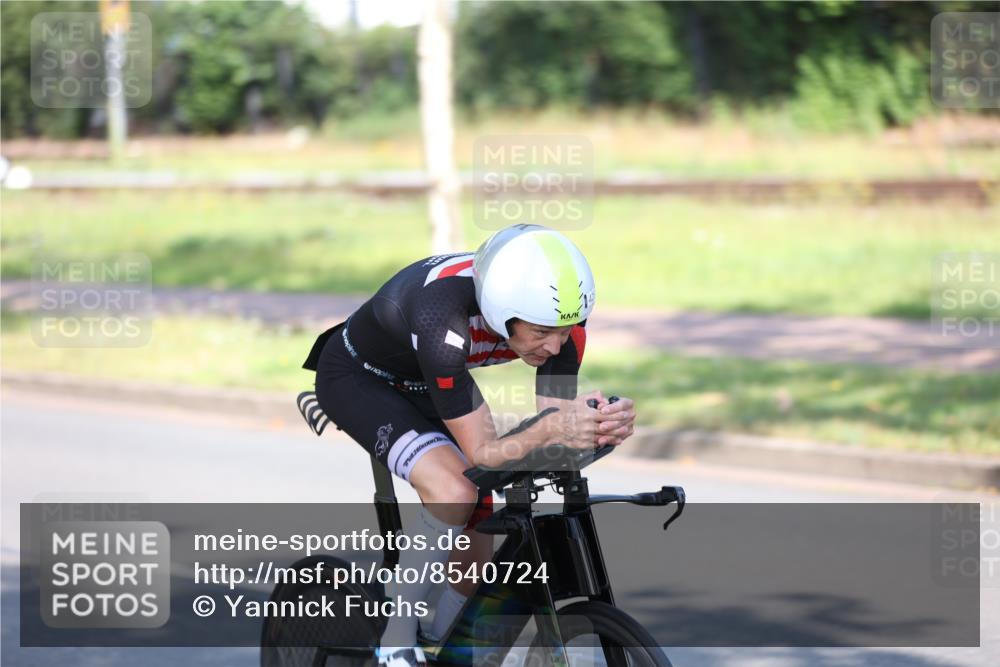 10.08.2025 - GEWOBA Citytriathlon Bremen Yannick Fuchs http://msf.ph/oto/8540724 10.08.2025 10:28:38 Radfahren  meine-sportfotos.de