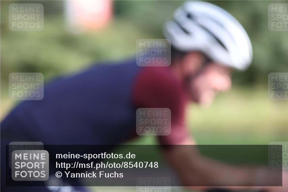 10.08.2025 - GEWOBA Citytriathlon Bremen Yannick Fuchs http://msf.ph/oto/8540748 10.08.2025 10:29:34 Radfahren 386, 509 meine-sportfotos.de