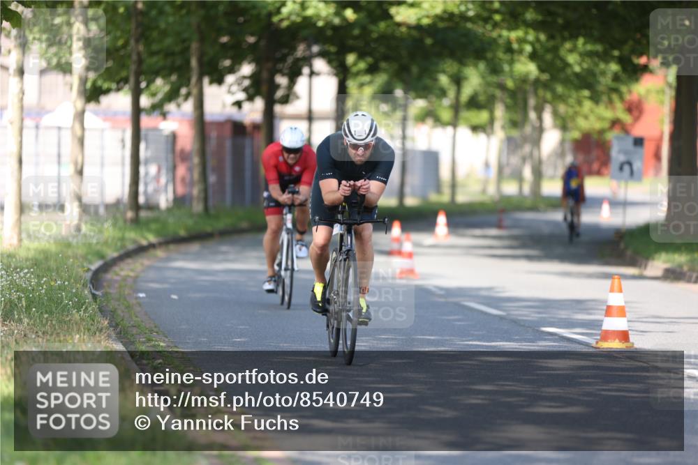 10.08.2025 - GEWOBA Citytriathlon Bremen Yannick Fuchs http://msf.ph/oto/8540749 10.08.2025 10:29:41 Radfahren 509 meine-sportfotos.de