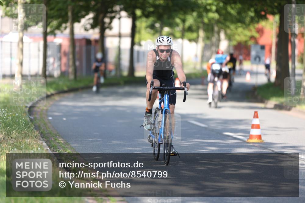 10.08.2025 - GEWOBA Citytriathlon Bremen Yannick Fuchs http://msf.ph/oto/8540799 10.08.2025 10:30:48 Radfahren 353, 376, 471, 476 meine-sportfotos.de