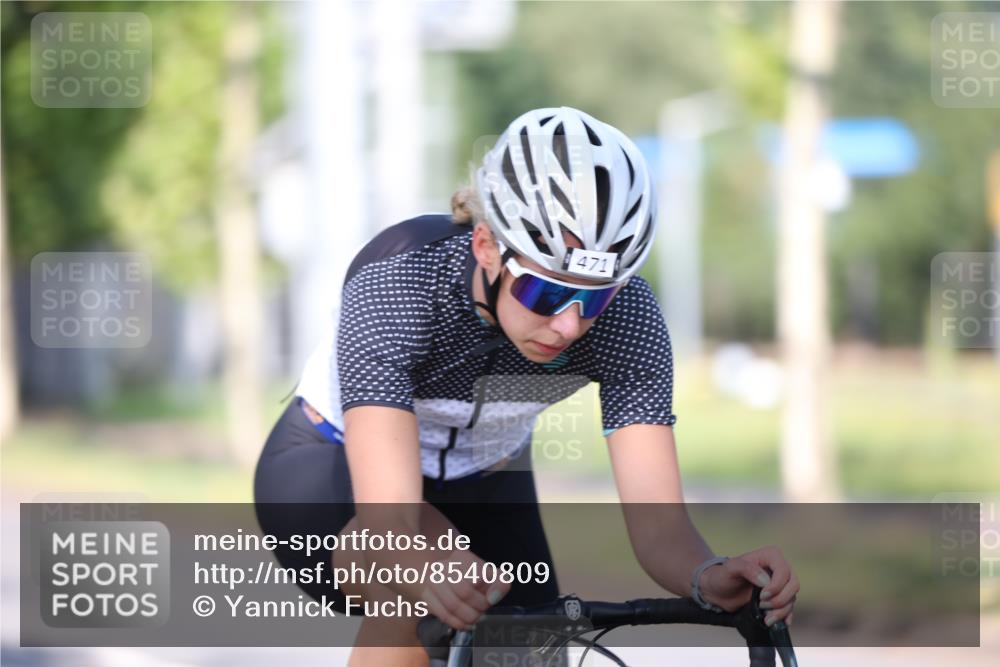 10.08.2025 - GEWOBA Citytriathlon Bremen Yannick Fuchs http://msf.ph/oto/8540809 10.08.2025 10:30:54 Radfahren 353, 376, 476 meine-sportfotos.de