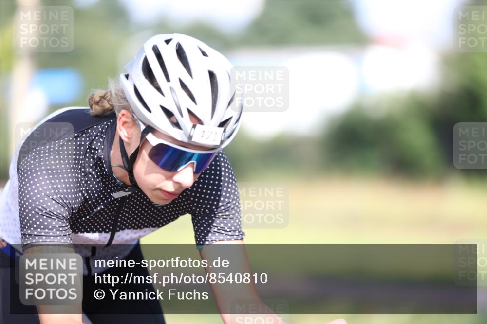10.08.2025 - GEWOBA Citytriathlon Bremen Yannick Fuchs http://msf.ph/oto/8540810 10.08.2025 10:30:54 Radfahren 353, 376, 476 meine-sportfotos.de