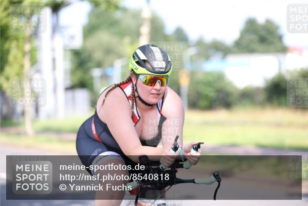 10.08.2025 - GEWOBA Citytriathlon Bremen Yannick Fuchs http://msf.ph/oto/8540818 10.08.2025 10:31:16 Radfahren 363, 387, 434 meine-sportfotos.de