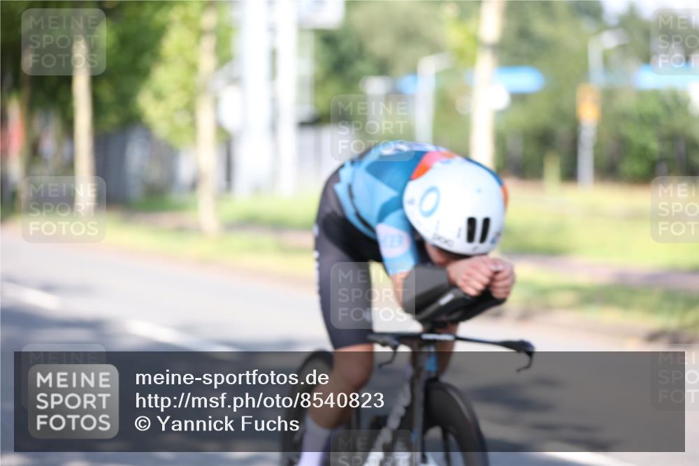 10.08.2025 - GEWOBA Citytriathlon Bremen Yannick Fuchs http://msf.ph/oto/8540823 10.08.2025 10:31:27 Radfahren 363, 387, 434 meine-sportfotos.de