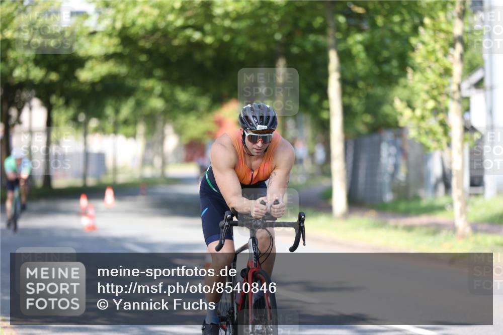 10.08.2025 - GEWOBA Citytriathlon Bremen Yannick Fuchs http://msf.ph/oto/8540846 10.08.2025 10:32:12 Radfahren 205, 405, 408, 508 meine-sportfotos.de