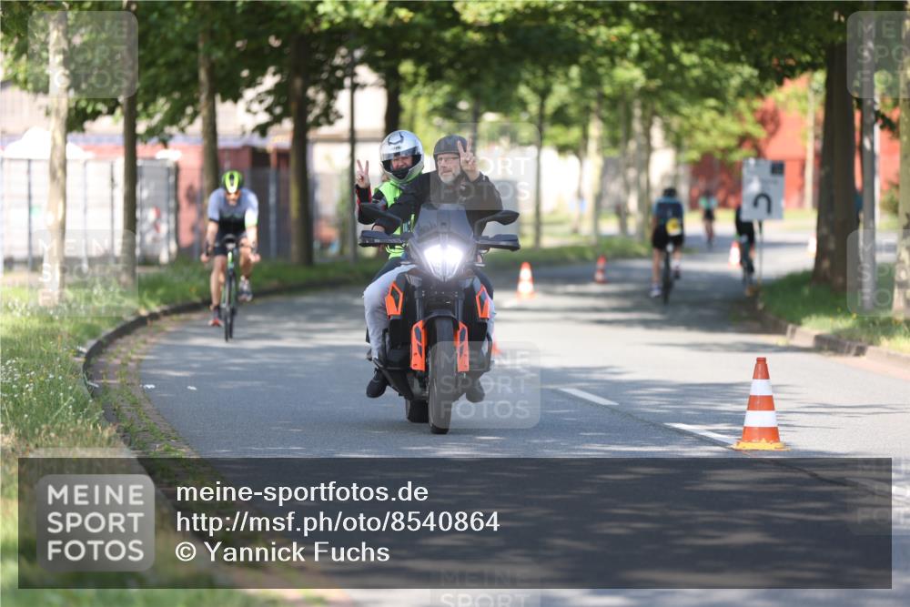10.08.2025 - GEWOBA Citytriathlon Bremen Yannick Fuchs http://msf.ph/oto/8540864 10.08.2025 10:32:29 Radfahren 349, 354, 406, 408, 426, 432, 473, 483, 502 meine-sportfotos.de