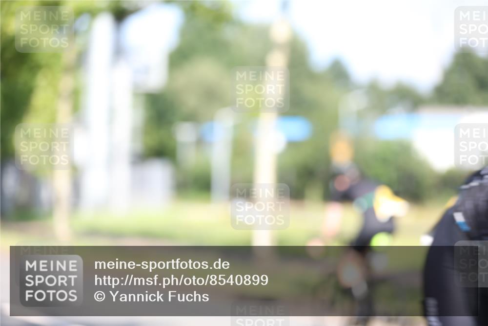 10.08.2025 - GEWOBA Citytriathlon Bremen Yannick Fuchs http://msf.ph/oto/8540899 10.08.2025 10:32:41 Radfahren 349, 371, 384, 406, 426, 432, 473, 483, 502 meine-sportfotos.de