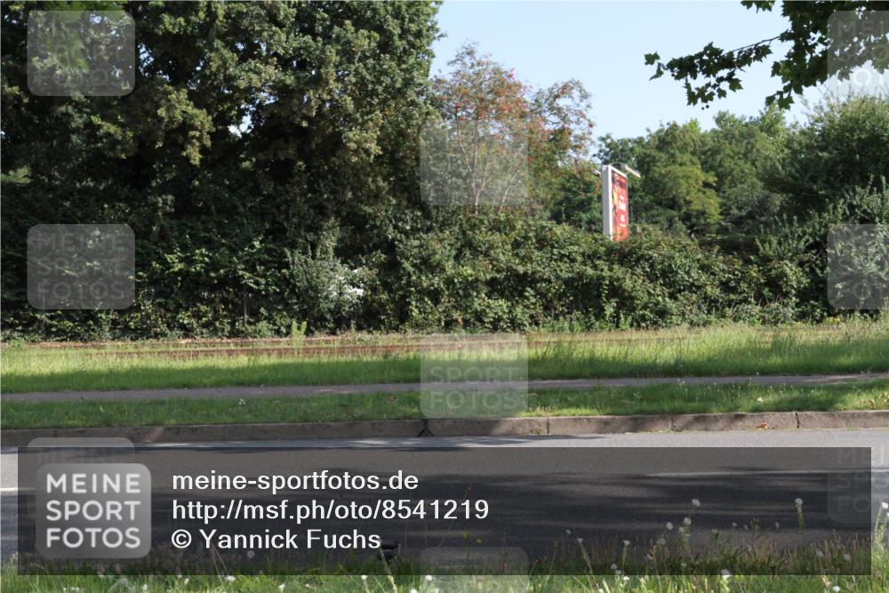 10.08.2025 - GEWOBA Citytriathlon Bremen Yannick Fuchs http://msf.ph/oto/8541219 10.08.2025 10:24:45 Radfahren  meine-sportfotos.de