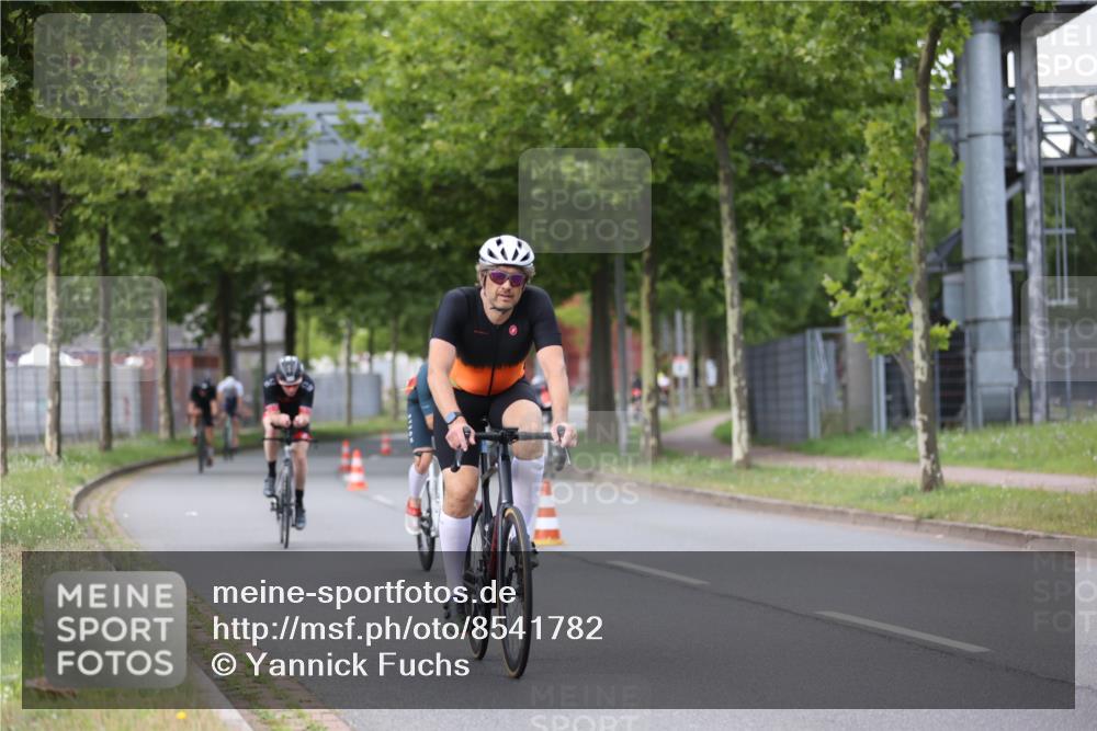 10.08.2025 - GEWOBA Citytriathlon Bremen Yannick Fuchs http://msf.ph/oto/8541782 10.08.2025 12:46:44 Radfahren 576, 605, 799, 823, 903, 918, 962, 1007, 1020 meine-sportfotos.de