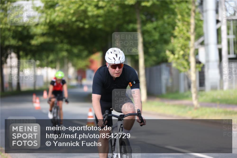 10.08.2025 - GEWOBA Citytriathlon Bremen Yannick Fuchs http://msf.ph/oto/8542729 10.08.2025 10:42:03 Radfahren 9, 41, 177, 223, 410 meine-sportfotos.de