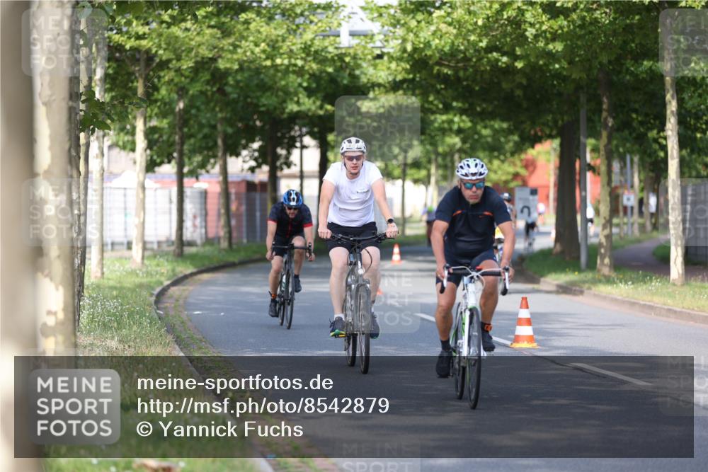 10.08.2025 - GEWOBA Citytriathlon Bremen Yannick Fuchs http://msf.ph/oto/8542879 10.08.2025 10:42:34 Radfahren 13, 17, 89, 167, 175, 189, 199 meine-sportfotos.de