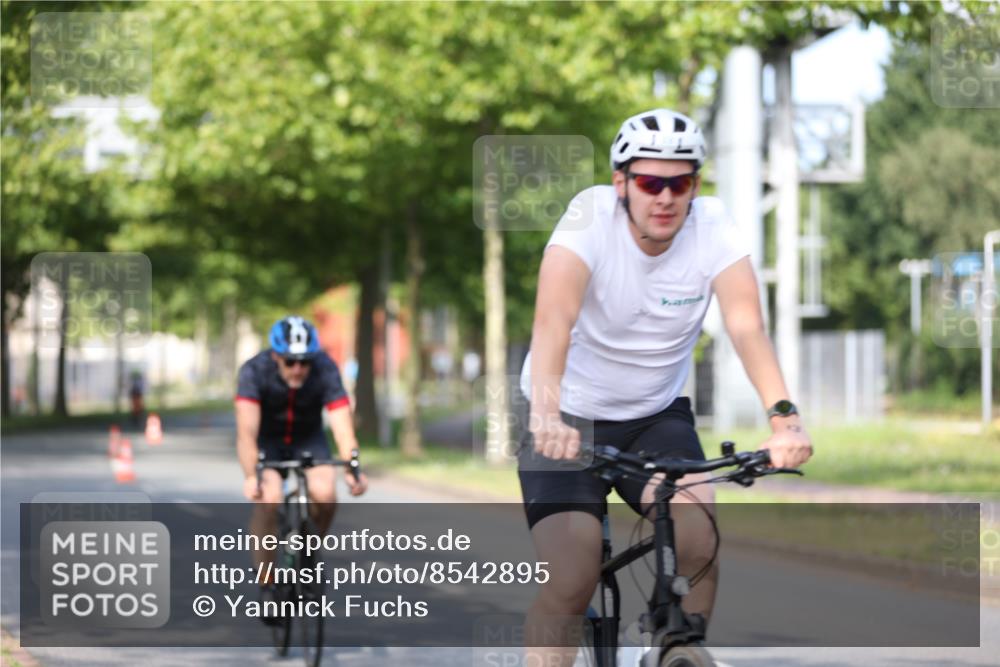 10.08.2025 - GEWOBA Citytriathlon Bremen Yannick Fuchs http://msf.ph/oto/8542895 10.08.2025 10:42:36 Radfahren 13, 17, 89, 167, 175, 199 meine-sportfotos.de