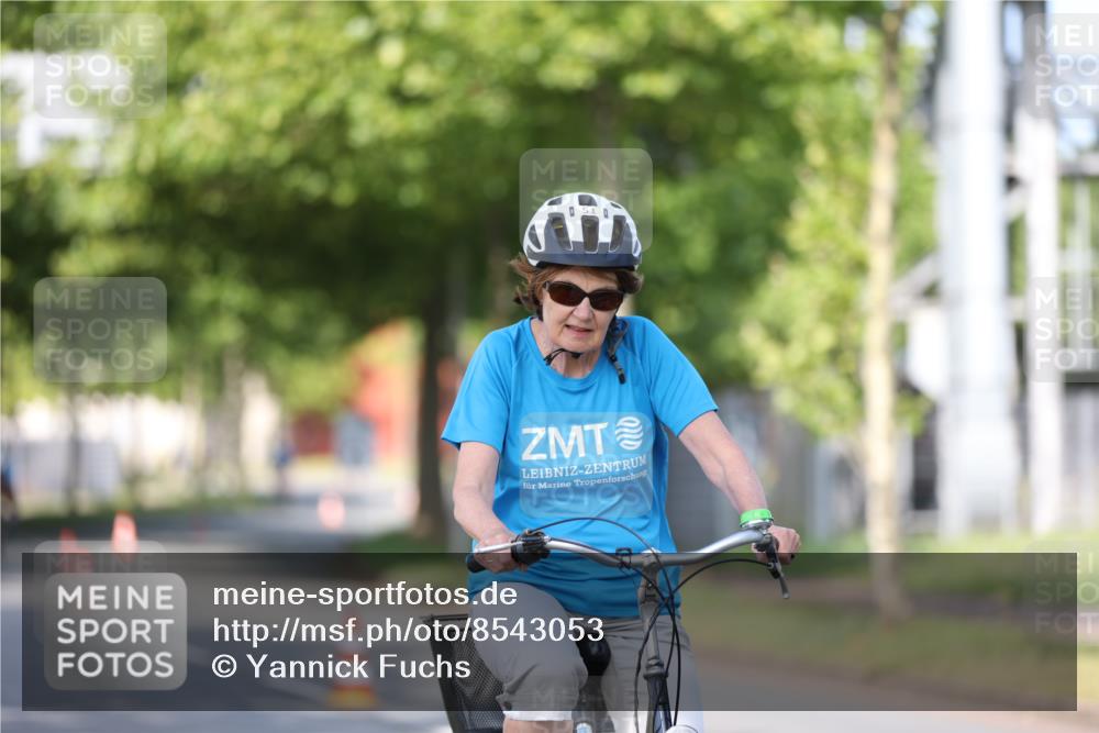 10.08.2025 - GEWOBA Citytriathlon Bremen Yannick Fuchs http://msf.ph/oto/8543053 10.08.2025 10:43:26 Radfahren 27, 51, 53, 361, 415, 422 meine-sportfotos.de