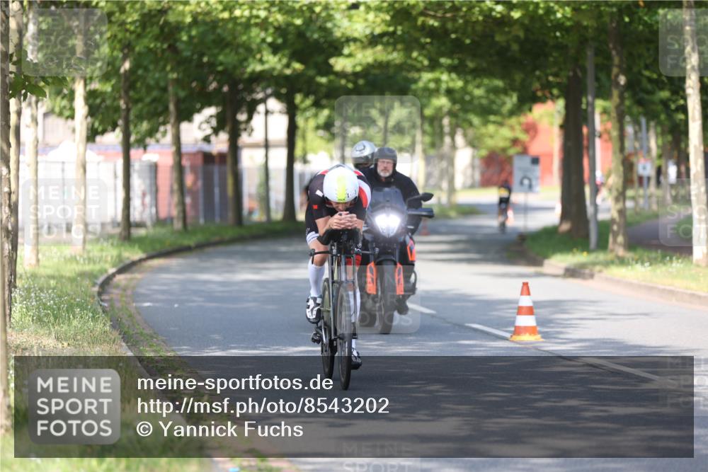 10.08.2025 - GEWOBA Citytriathlon Bremen Yannick Fuchs http://msf.ph/oto/8543202 10.08.2025 10:43:50 Radfahren 179, 217, 425, 487, 507 meine-sportfotos.de