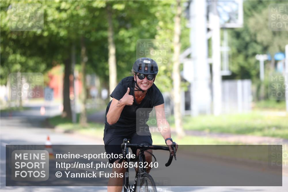 10.08.2025 - GEWOBA Citytriathlon Bremen Yannick Fuchs http://msf.ph/oto/8543240 10.08.2025 10:43:59 Radfahren 179, 425 meine-sportfotos.de