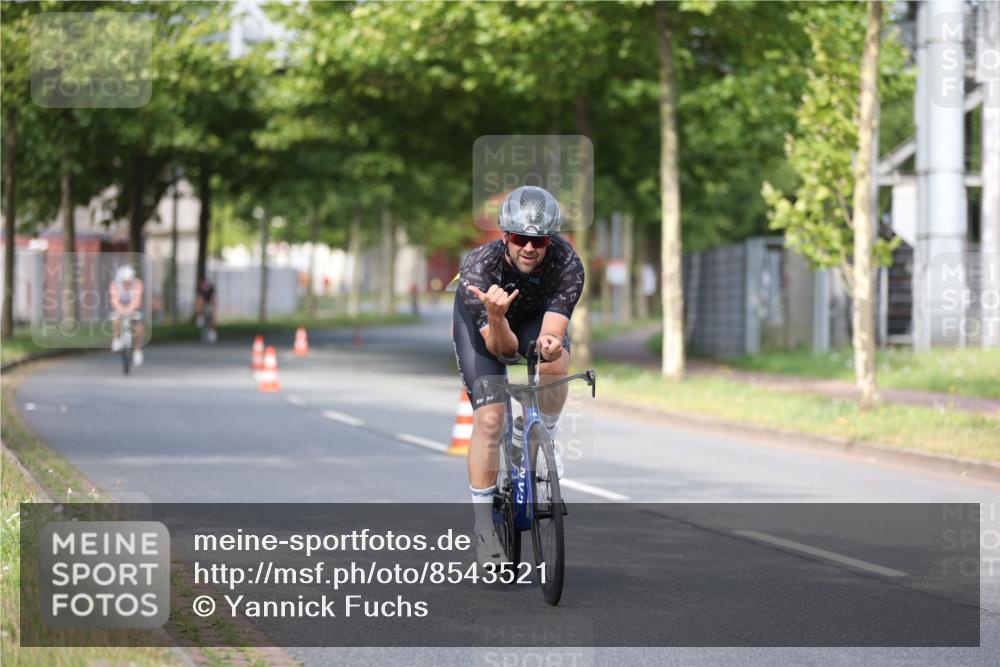 10.08.2025 - GEWOBA Citytriathlon Bremen Yannick Fuchs http://msf.ph/oto/8543521 10.08.2025 10:49:58 Radfahren 147, 408, 432, 441 meine-sportfotos.de
