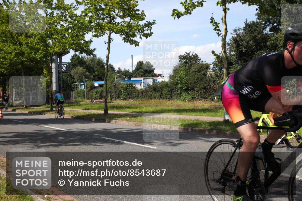 10.08.2025 - GEWOBA Citytriathlon Bremen Yannick Fuchs http://msf.ph/oto/8543687 10.08.2025 14:38:26 Radfahren 51, 54, 81, 162, 195, 295 meine-sportfotos.de