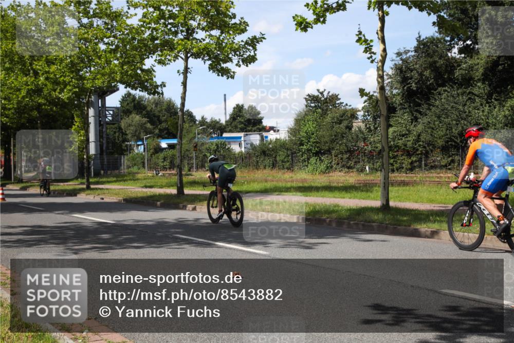 10.08.2025 - GEWOBA Citytriathlon Bremen Yannick Fuchs http://msf.ph/oto/8543882 10.08.2025 14:40:15 Radfahren 59, 225, 258 meine-sportfotos.de