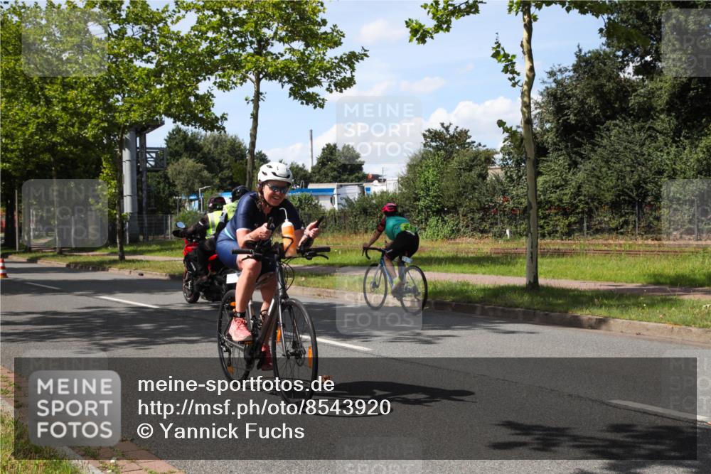 10.08.2025 - GEWOBA Citytriathlon Bremen Yannick Fuchs http://msf.ph/oto/8543920 10.08.2025 14:40:40 Radfahren 29, 47, 131, 186, 211, 224, 242, 258, 289, 297, 529 meine-sportfotos.de