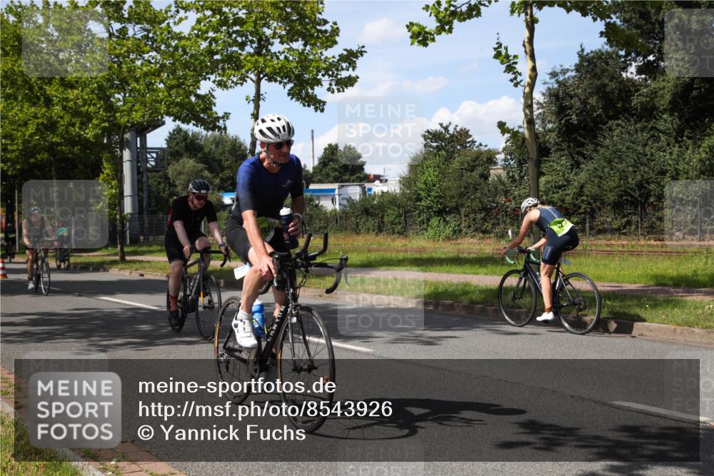 10.08.2025 - GEWOBA Citytriathlon Bremen Yannick Fuchs http://msf.ph/oto/8543926 10.08.2025 14:40:43 Radfahren 29, 131, 186, 211, 224, 289, 297, 529 meine-sportfotos.de